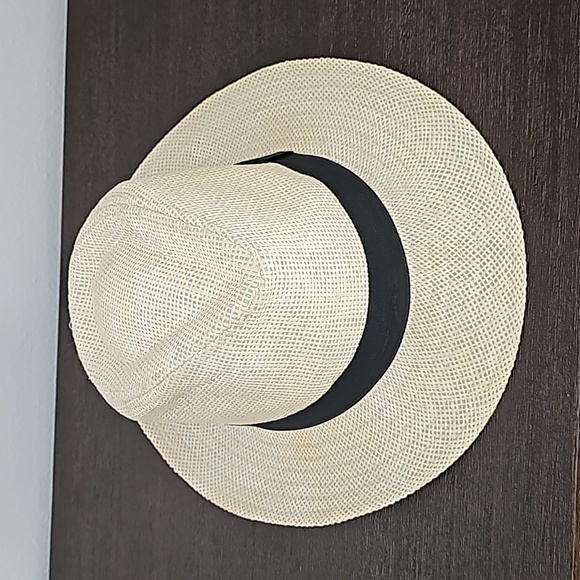 Men's Hat - Picture 2 of 8